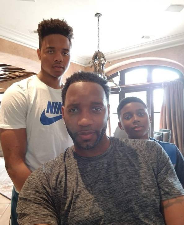 借稳定的小 借稳定的小