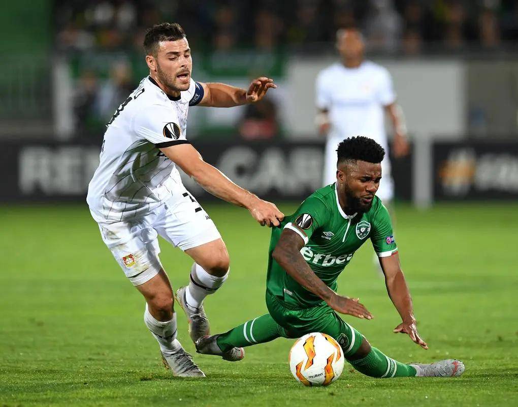 勾起了无数 勾起了无数