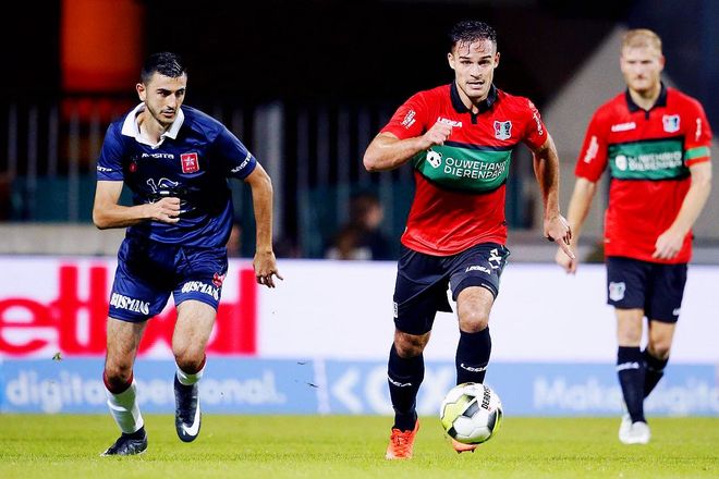 队友的传球 队友的传球