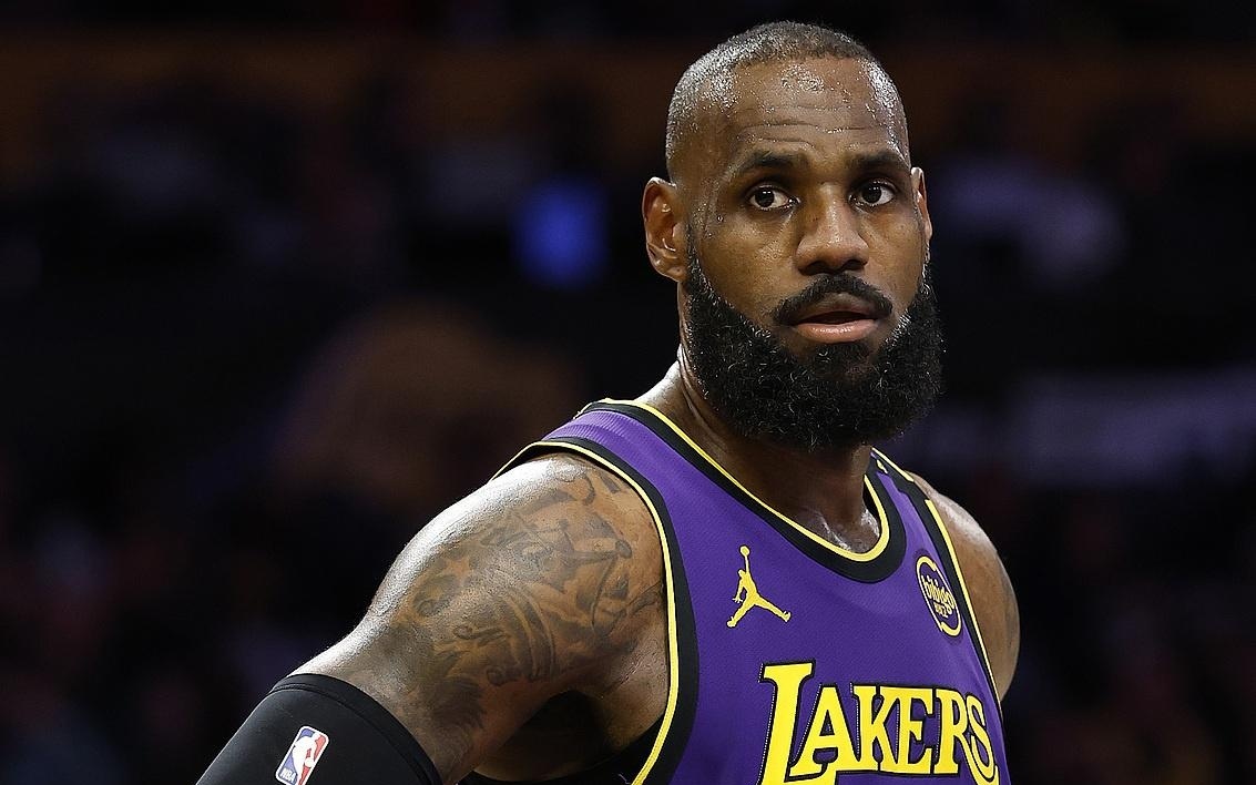 显示了惊人 显示了惊人